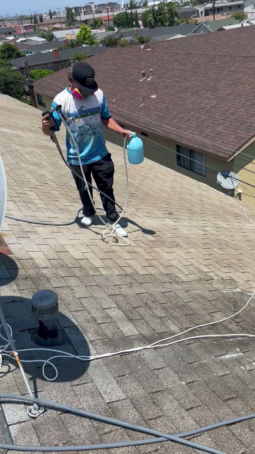 Gallery photos for Roof Washing: Image #1