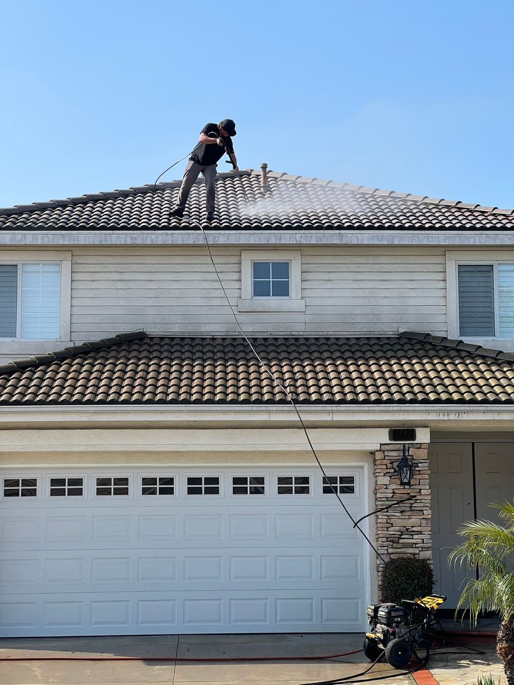 Gallery photos for Roof Washing: Image #14