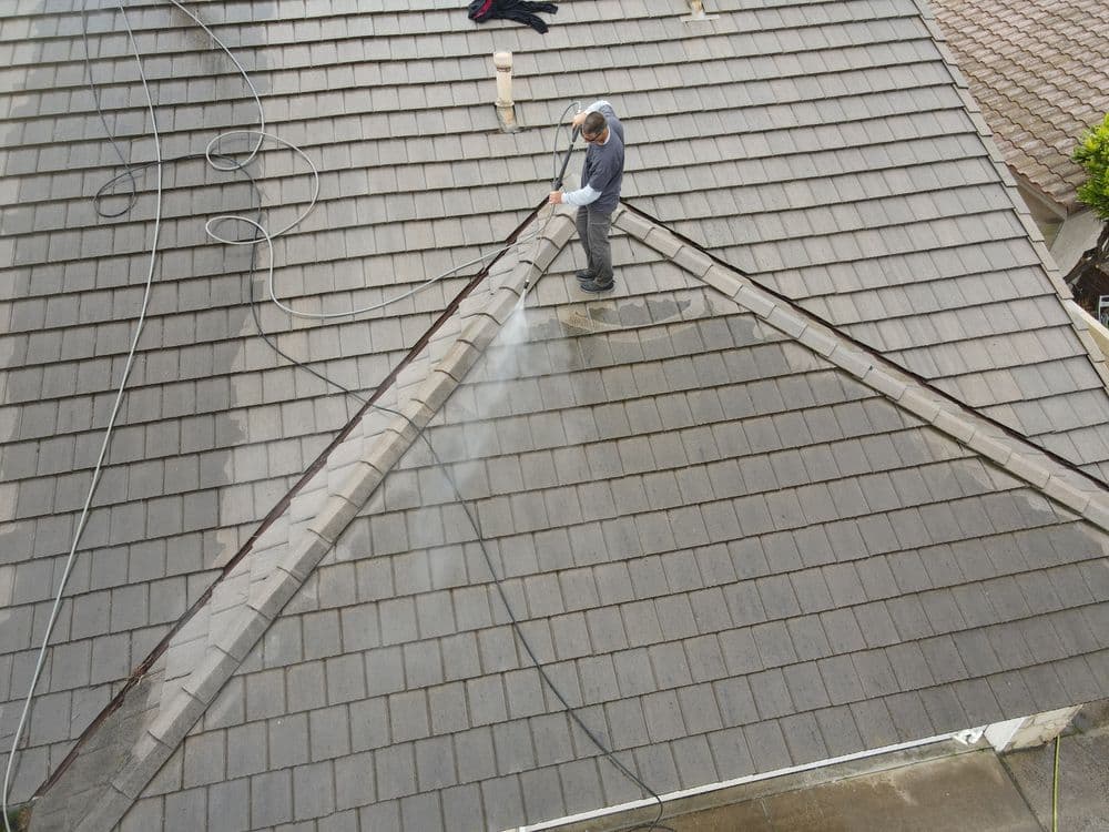 Gallery photos for Roof Washing: Image #12